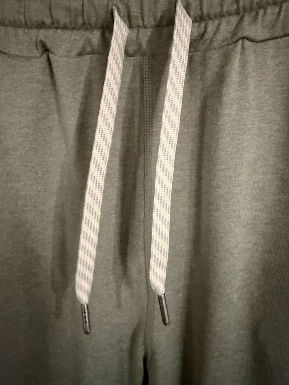 Vuori performance Joggers - Light Olive m - Picture 4 of 8